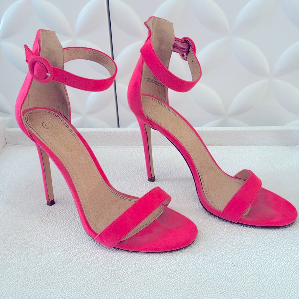 Hot Pink Heels